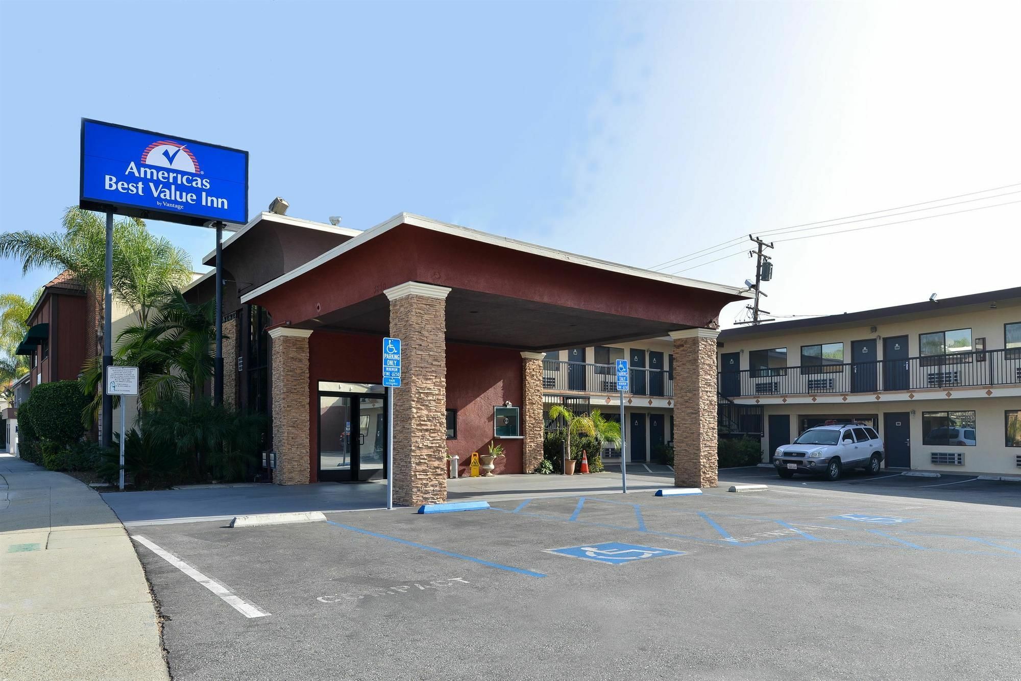 Americas Best Value Inn Пасадена Екстериор снимка